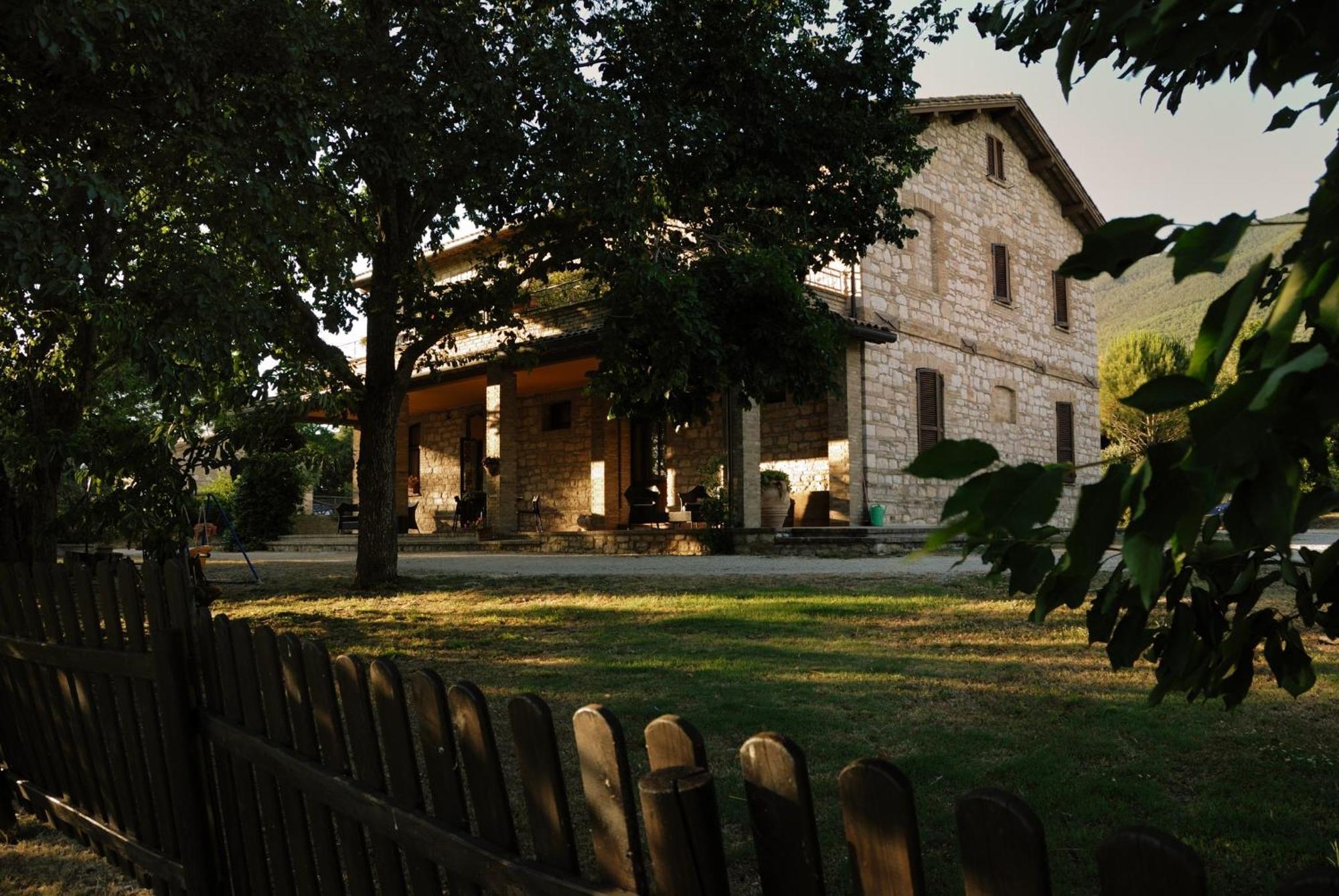 Agriturismo Il Giardino Dei Ciliegi Villa Passaggio di Assisi Buitenkant foto