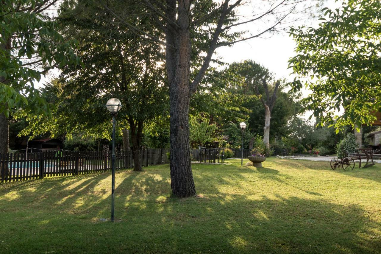 Agriturismo Il Giardino Dei Ciliegi Passaggio di Assisi Buitenkant foto