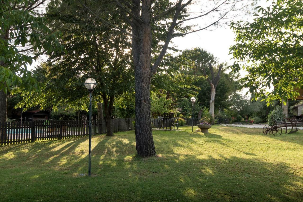 Agriturismo Il Giardino Dei Ciliegi Villa Passaggio di Assisi Buitenkant foto